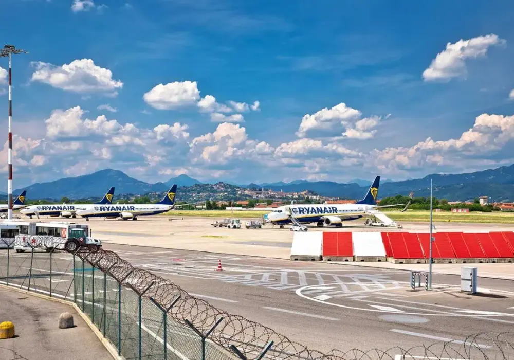 Bergamo: Jak dojechać z lotniska i poruszać się tanio?
