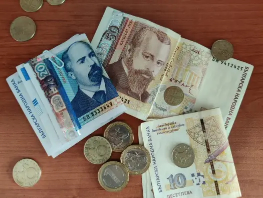 Ile kosztuje obiad w Bułgarii 2026? Ceny i porady